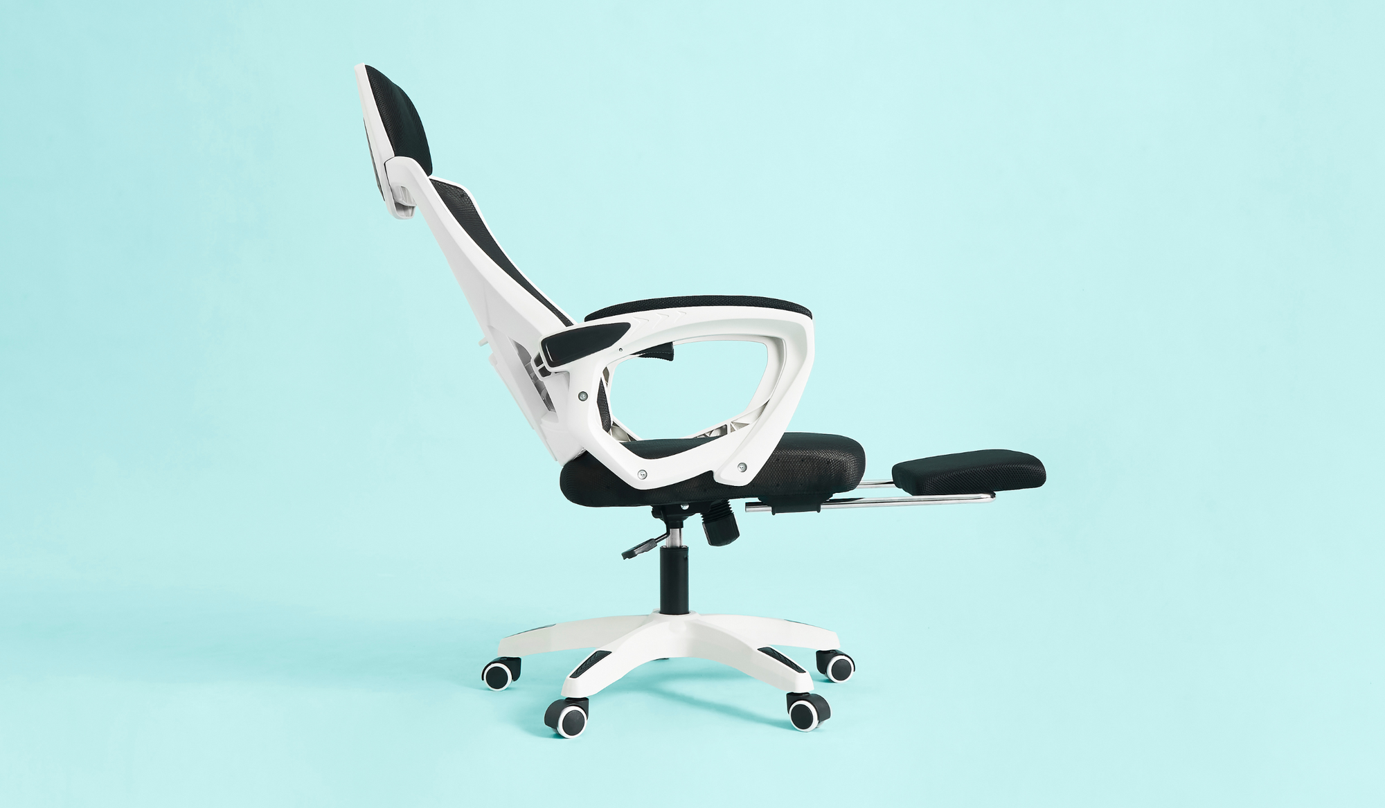 Posture Technology 7 Best posture-correcting gadgets to sustain long work hours - Skyvik