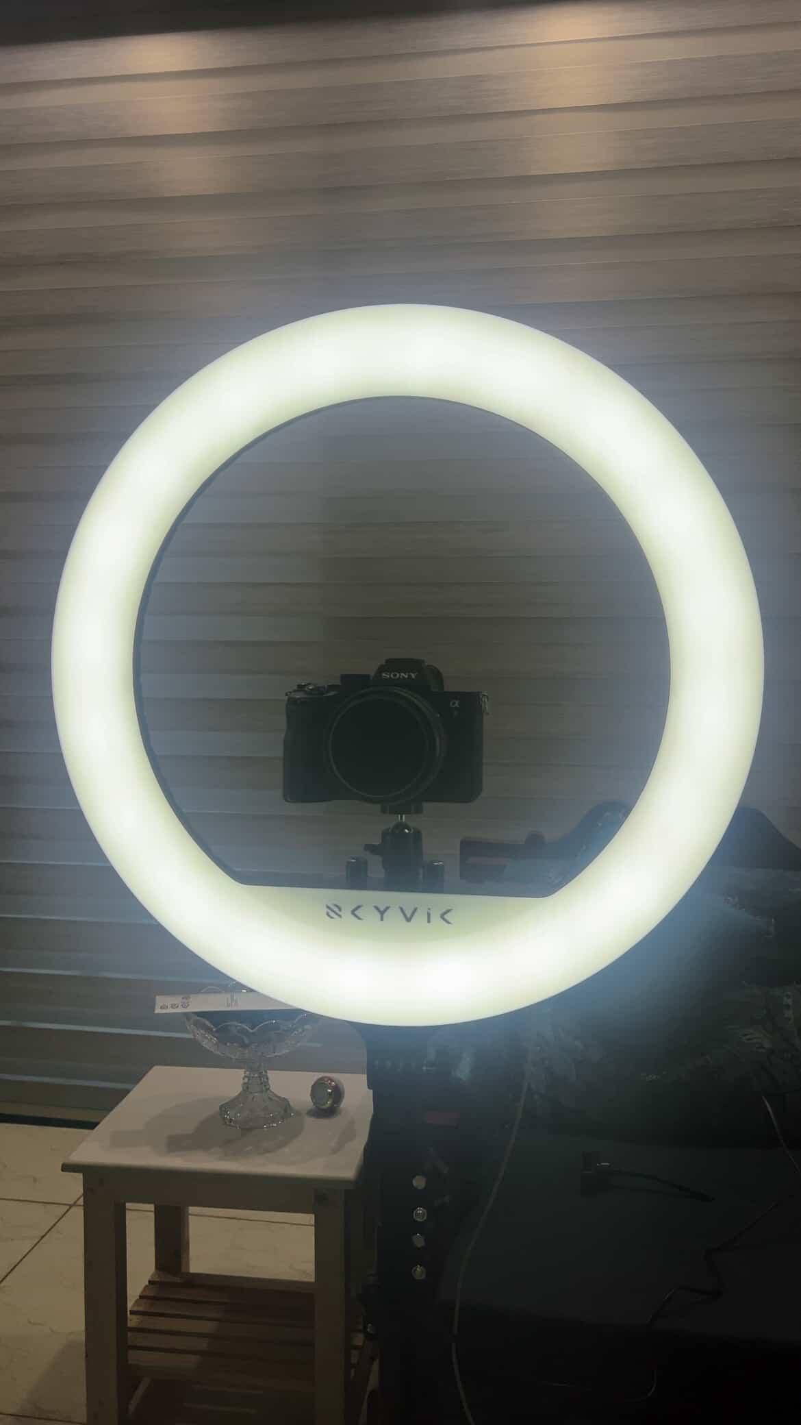SKYVIK Loop 18-Inch Bi-Colour Ring Light